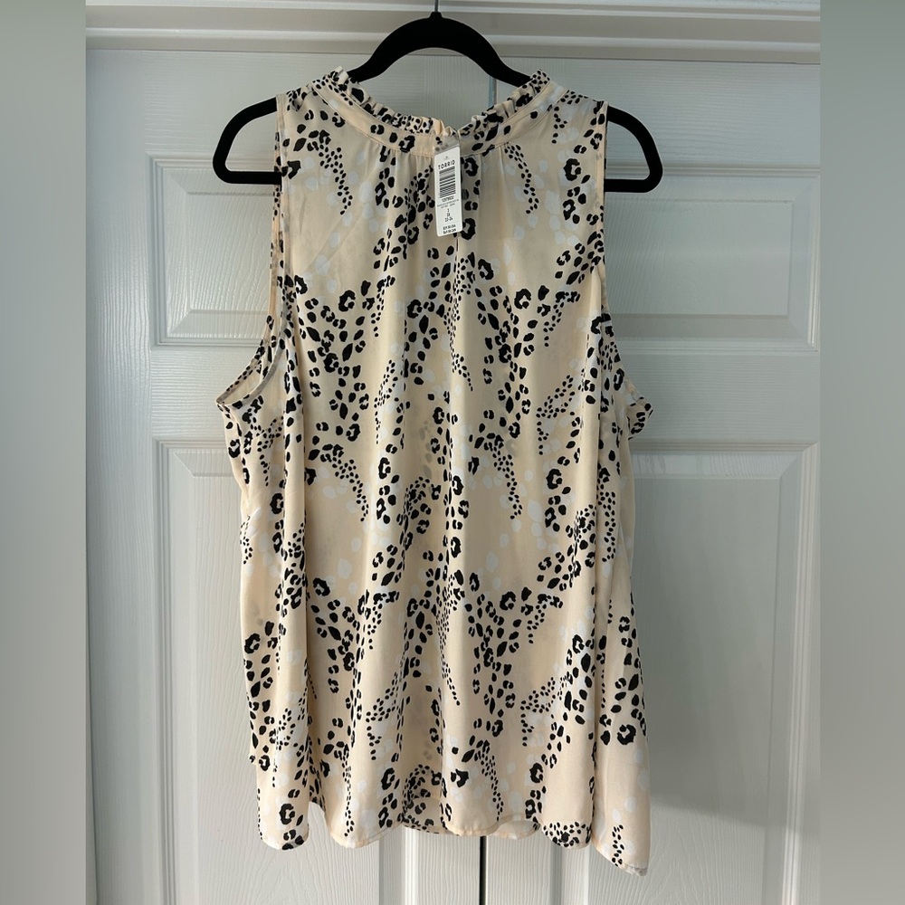Torrid 3X NWT sleeveless top